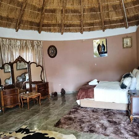 The Round House Appartement Manguzi Buitenkant foto