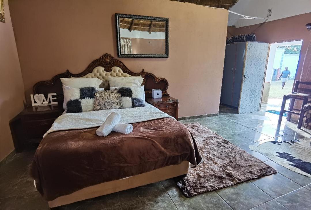 The Round House Appartement Manguzi Buitenkant foto